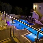 Kalokairi Boutique Residence 4*