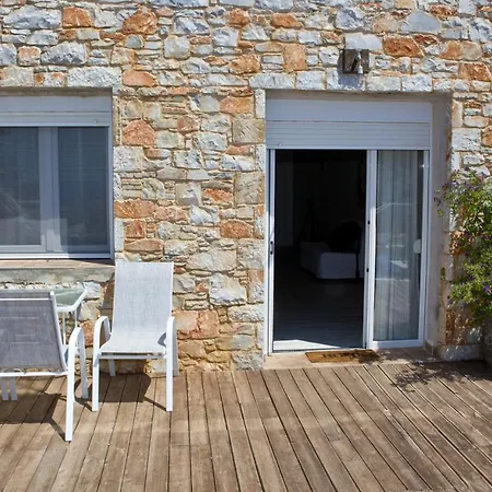 Axion Esti Konukevi 4*